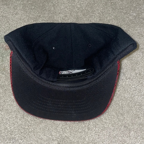 ‘ONES’ hat - Picture 2 of 2